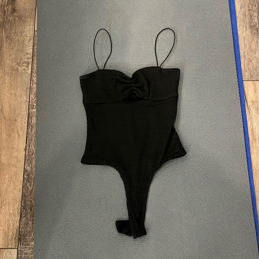 ASTR the label black body suit with cutout size XS black